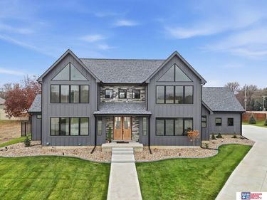 4727 Lambert Place, Columbus, NE 68601