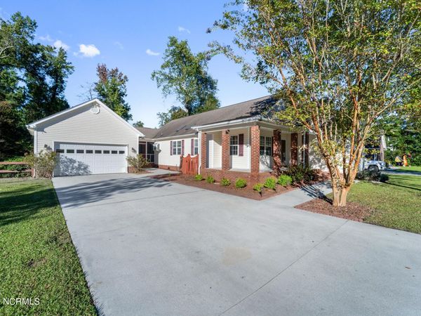 223 Riverbend Road, Jacksonville, NC 28540