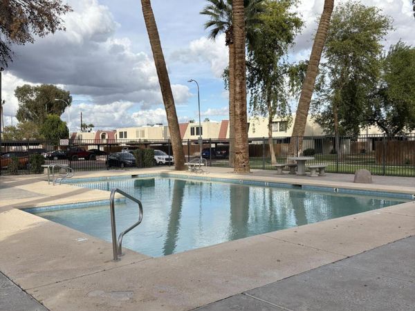 6033 W GOLDEN Lane, Glendale, AZ 85302