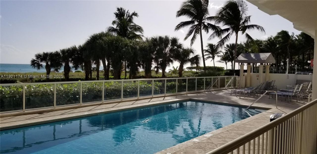 9499 Collins Avenue, Unit PH-02, Surfside, FL 33154 Photo