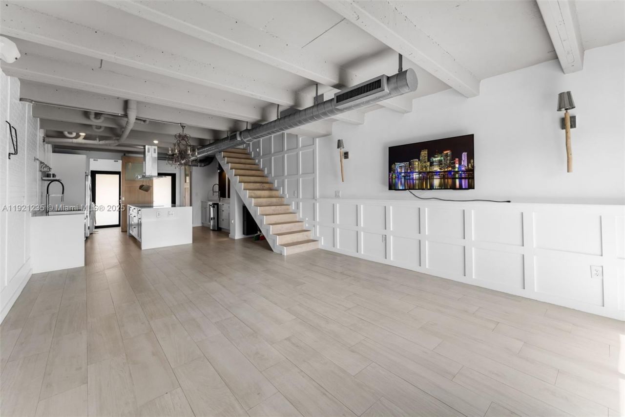 6901 Edgewater Dr, Unit 315, Coral Gables, FL 33133 Photo