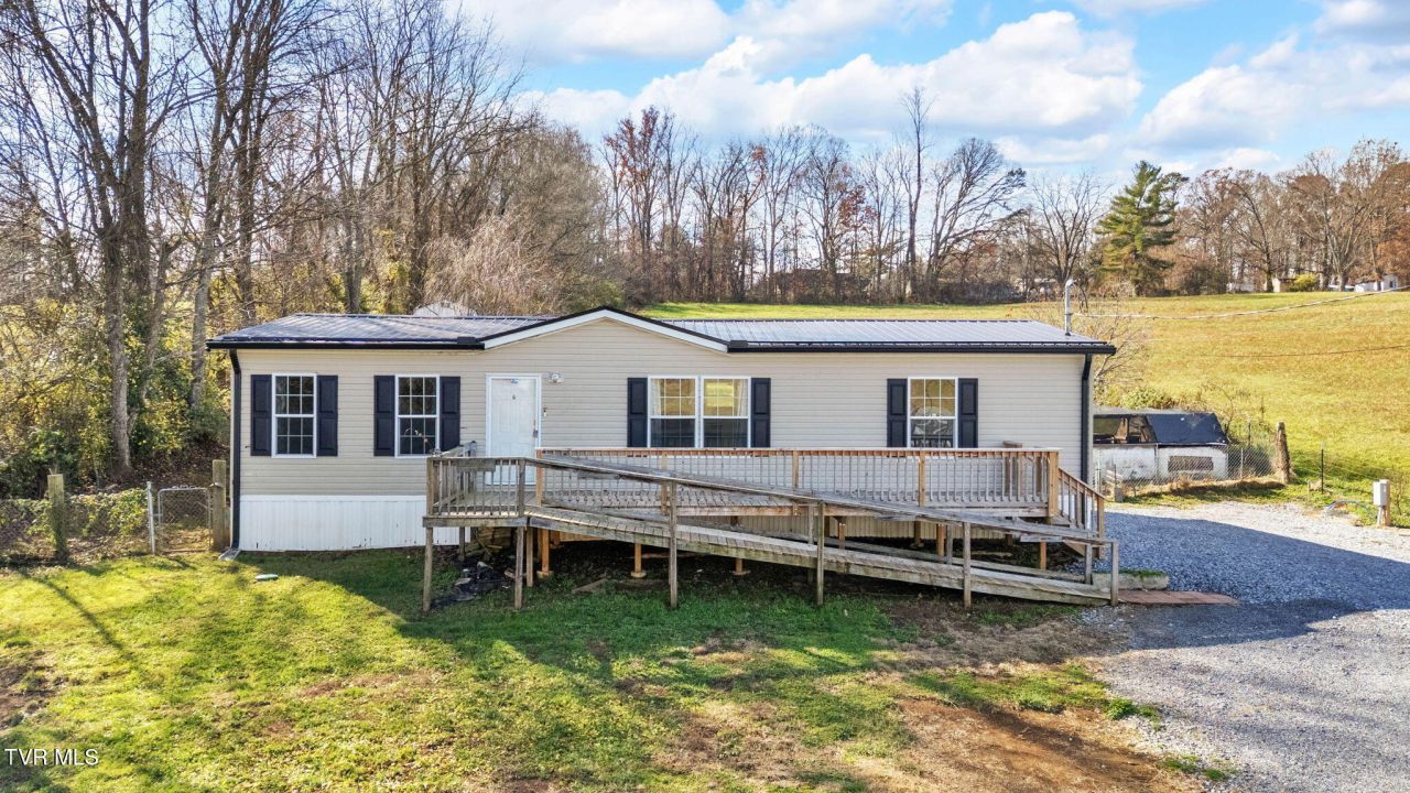 85 Mt Carmel Road, Mosheim, TN 37818 Main Photo