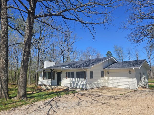 21371 Howell Road, Mountain View, MO 65548