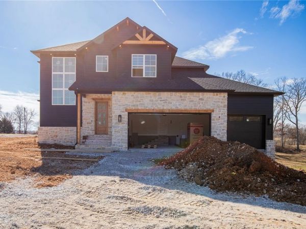 951 Tobacco Root Lane, Bentonville, AR 72712