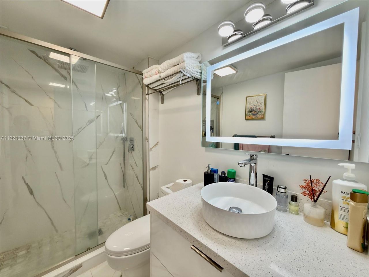 3140 S Ocean Dr, Unit 512, Hallandale Beach, FL 33009 Photo