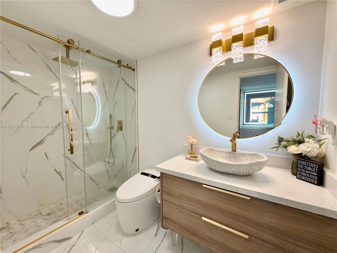 3140 S Ocean Dr, Unit 512, Hallandale Beach, FL 33009 Photo