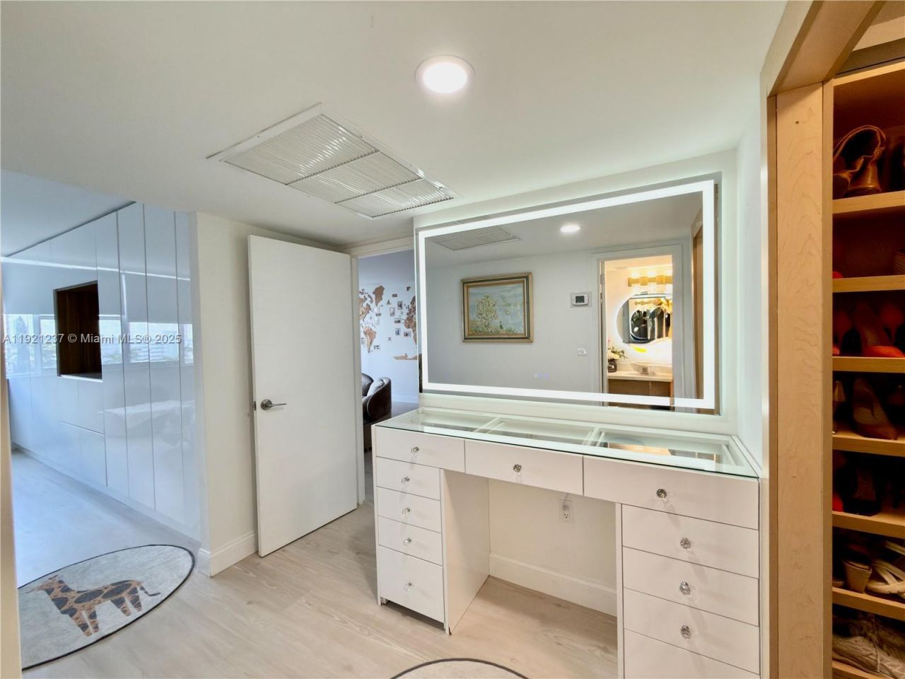 3140 S Ocean Dr, Unit 512, Hallandale Beach, FL 33009 Photo