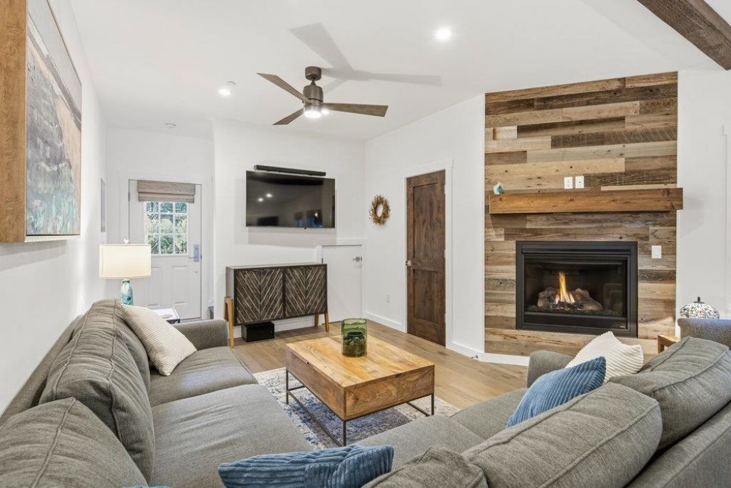 11365 Wolverine Circle, Truckee, CA 96161 Photo