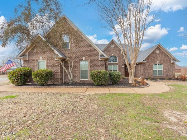 335 Short Leaf Drive, Medina, TN 38355