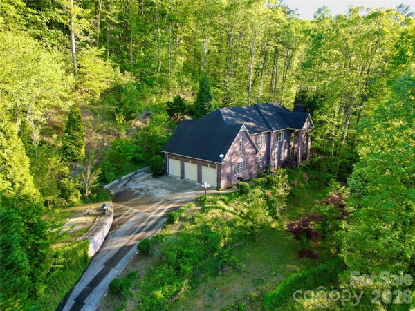 2983 Rockwood Drive, Lenoir, NC 28645