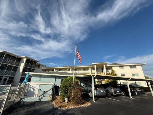 708 TAMIAMI TRAIL S, Unit 318, VENICE, FL 34285