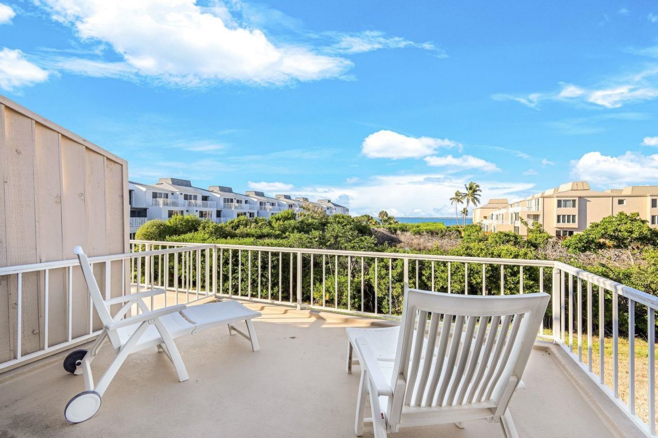 200 Periwinkle, Unit 214, Sanibel, FL 33957 Photo