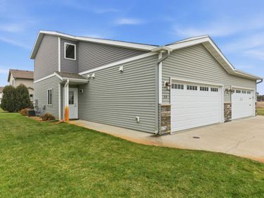 515 Faith Lane, Saint Joseph, MN 56374