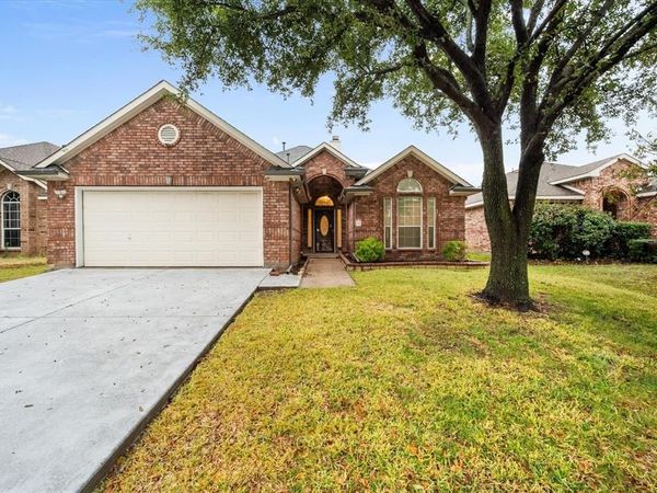 4412 Ridgeway Drive, Mansfield, TX 76063