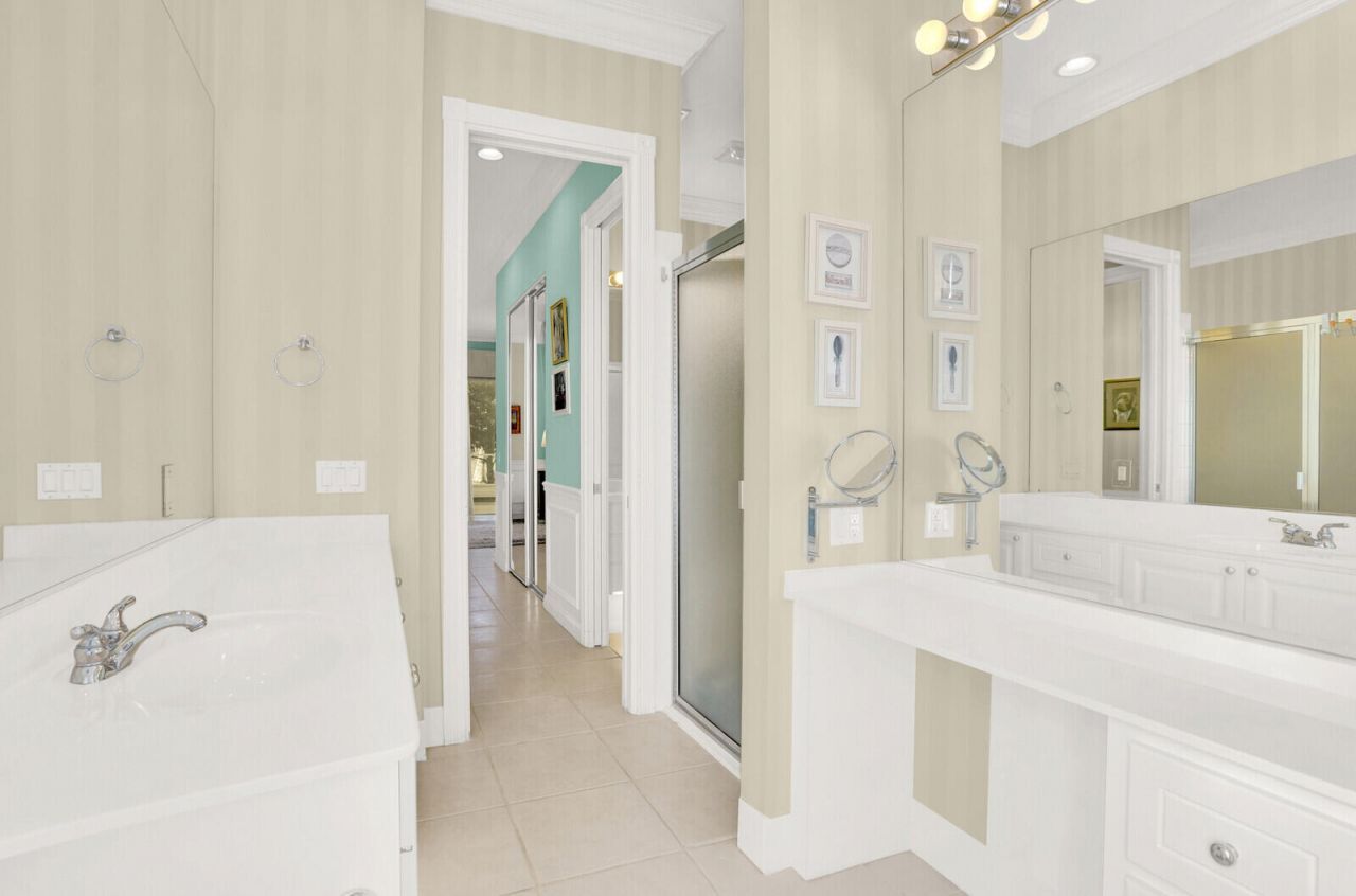 8121 Jolly Harbour Court, Wellington, FL 33414 Photo