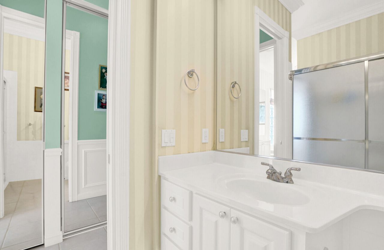 8121 Jolly Harbour Court, Wellington, FL 33414 Photo