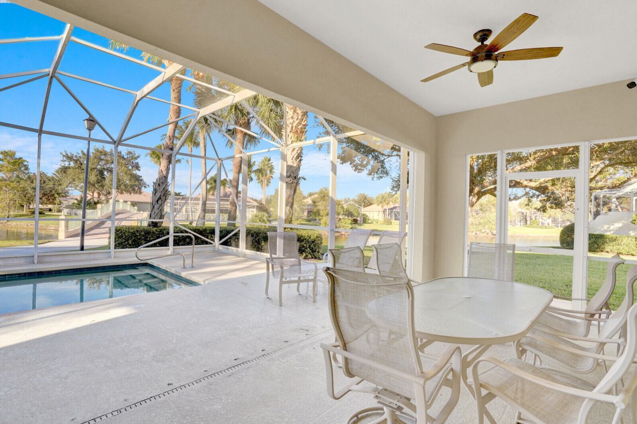 8121 Jolly Harbour Court, Wellington, FL 33414 Photo