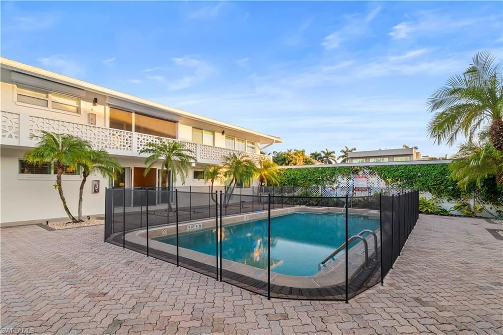 320 14th Ave S, Unit 320C, Naples, FL 34102 Photo