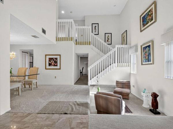 17349 NW 62nd Place S, Hialeah, FL 33015