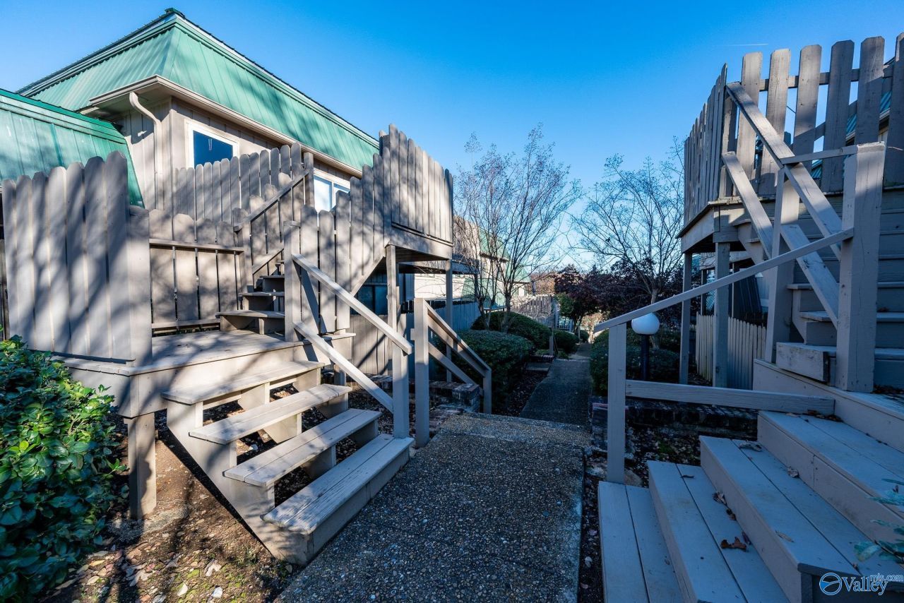 2225 Golf Road, Unit 319, Huntsville, AL 35802 Main Photo