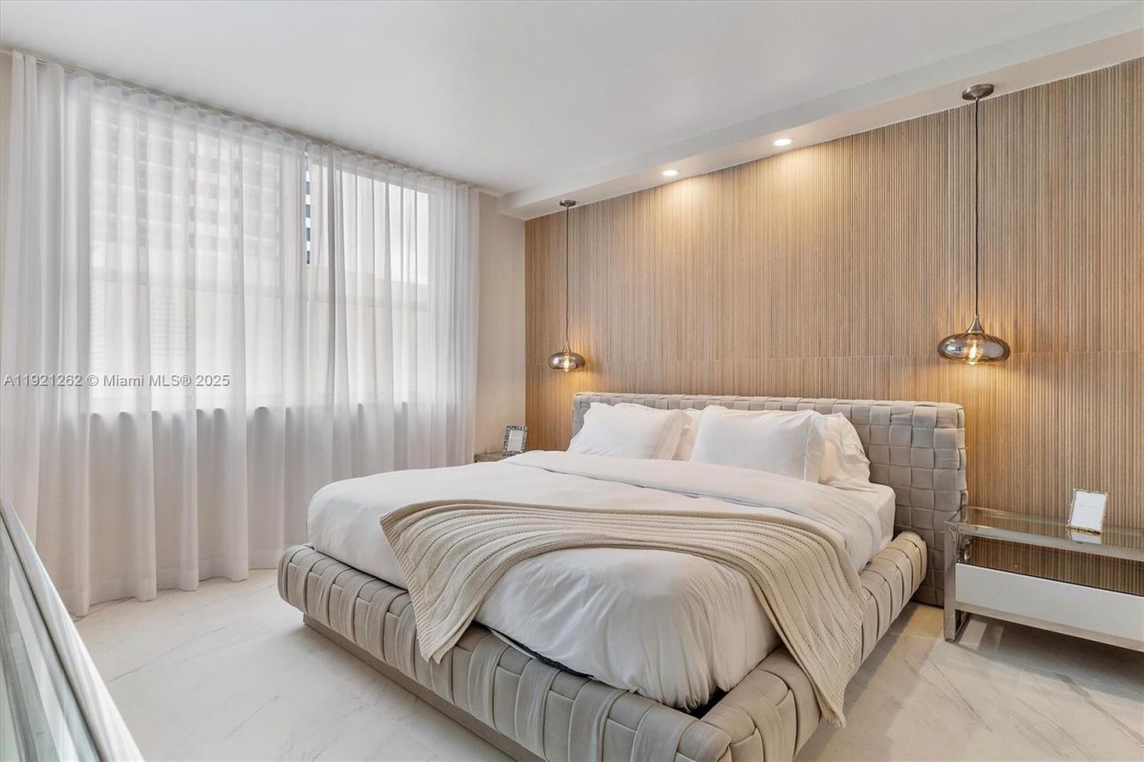 2080 S Ocean Dr, Unit 809, Hallandale Beach, FL 33009 Photo