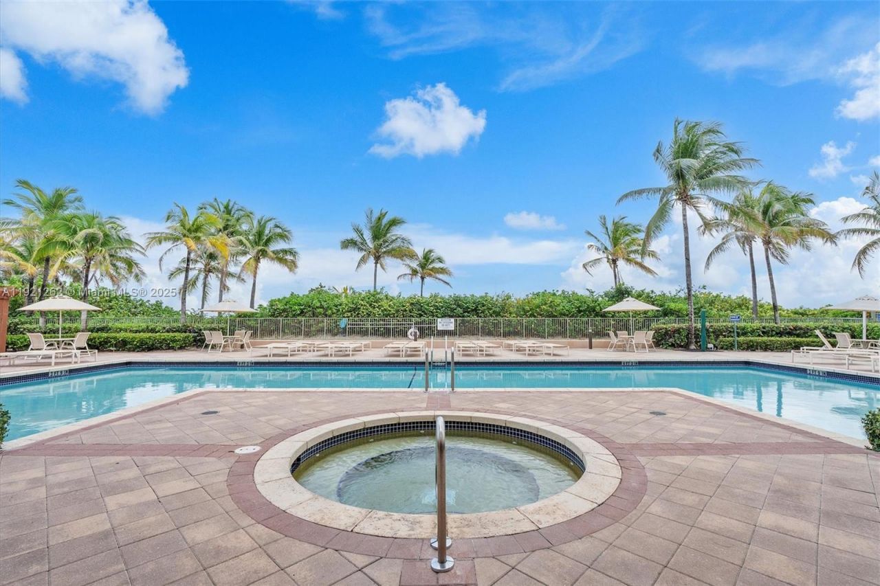 2080 S Ocean Dr, Unit 809, Hallandale Beach, FL 33009 Photo