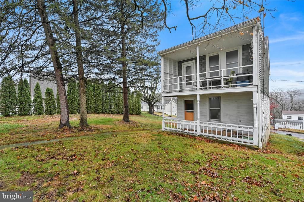 500 3RD STREET, PORT CARBON, PA 17965