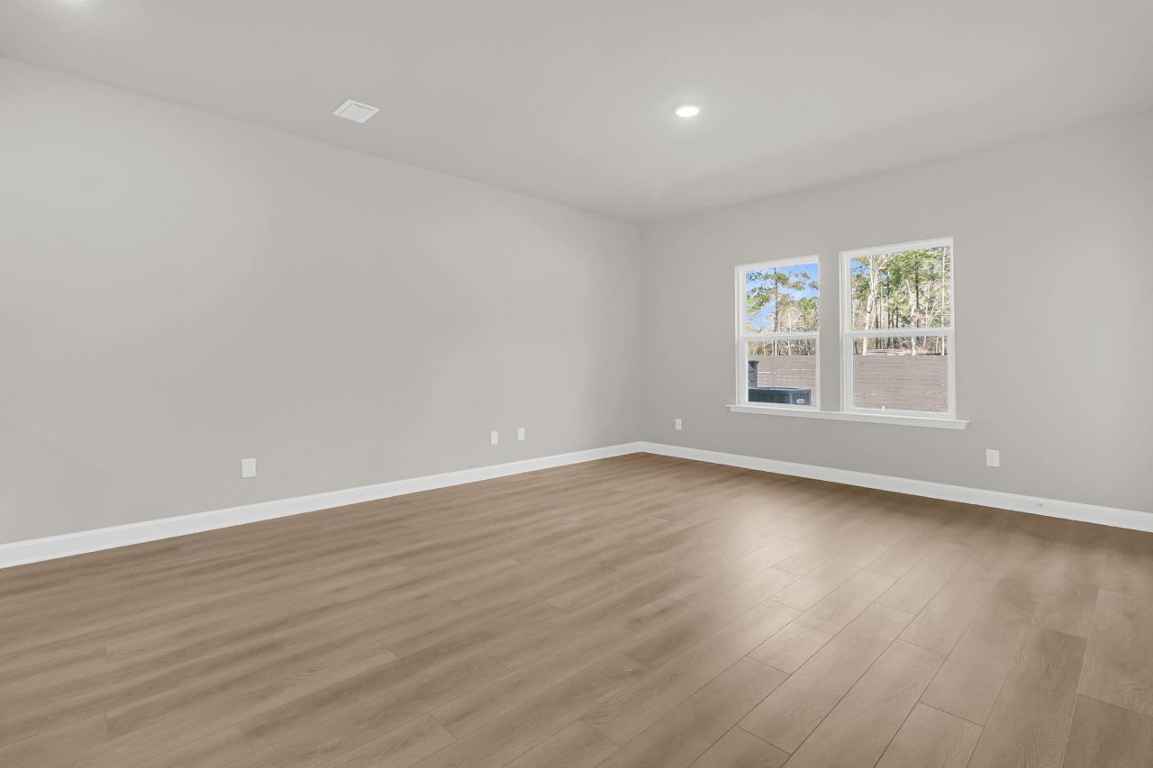 912 Dusk Drive Photo 11