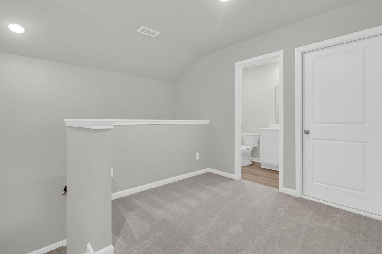 912 Dusk Drive Photo 23