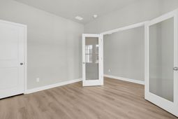912 Dusk Drive photo 4
