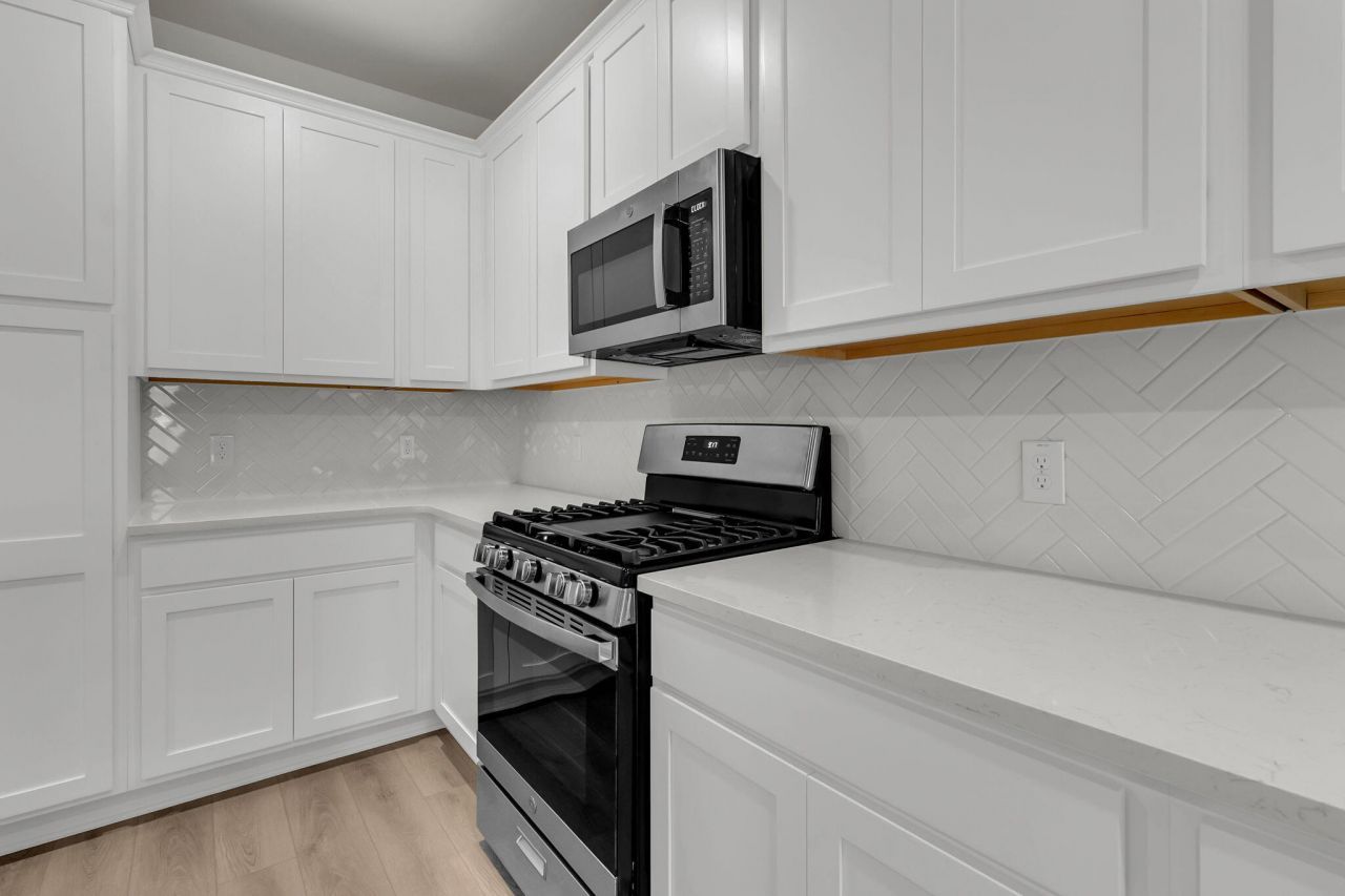 912 Dusk Drive Photo 8