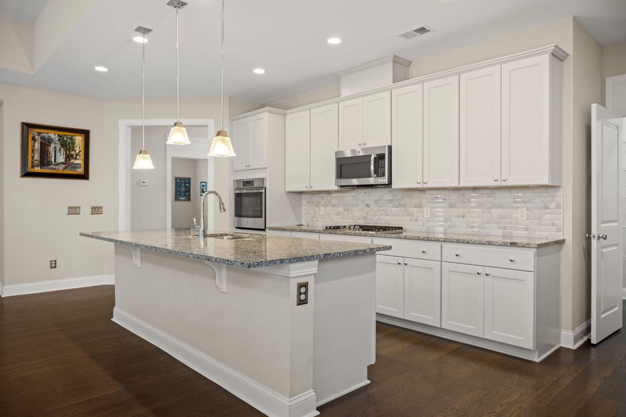 2012 Redback Drive Photo 21