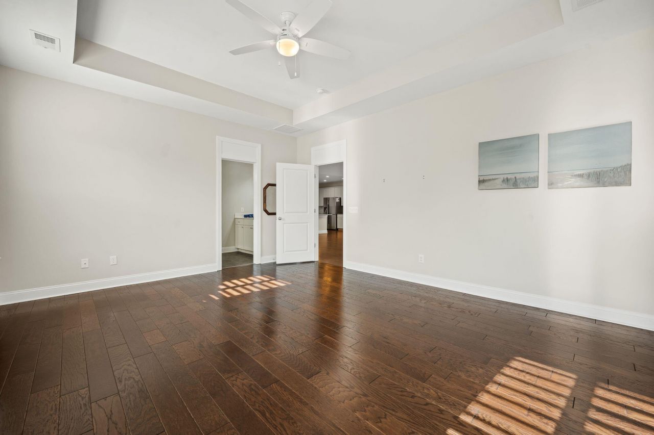 2012 Redback Drive Photo 31