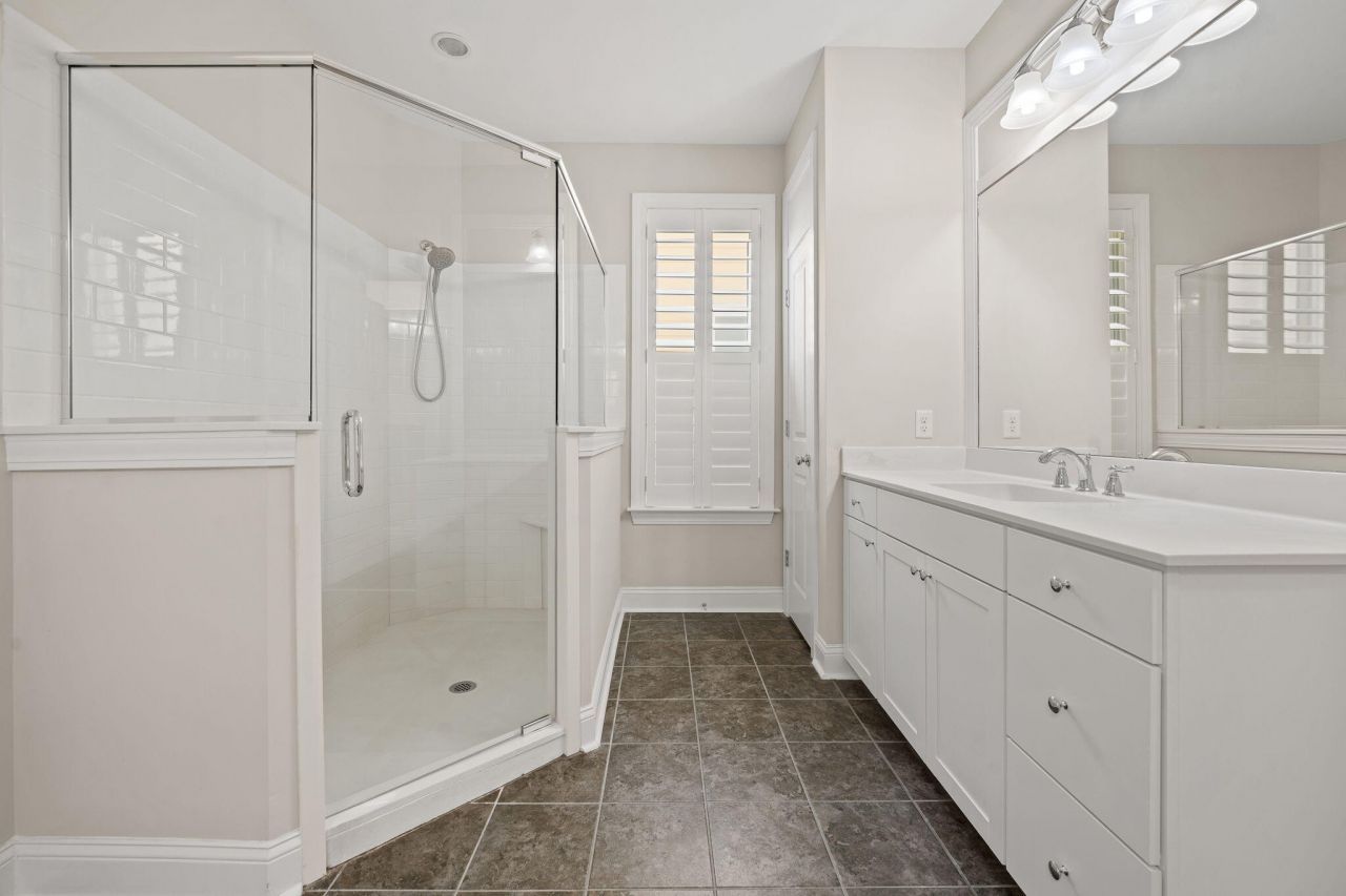 2012 Redback Drive Photo 35