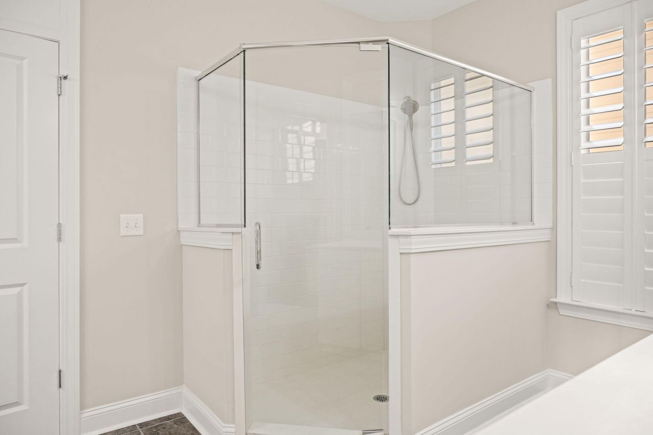 2012 Redback Drive Photo 37