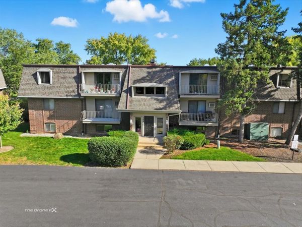 144 E Bailey Road, Unit L, Naperville, IL 60565