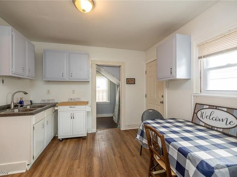 6306 Flowerdale Avenue, Cleveland, OH 44144 Photo 3