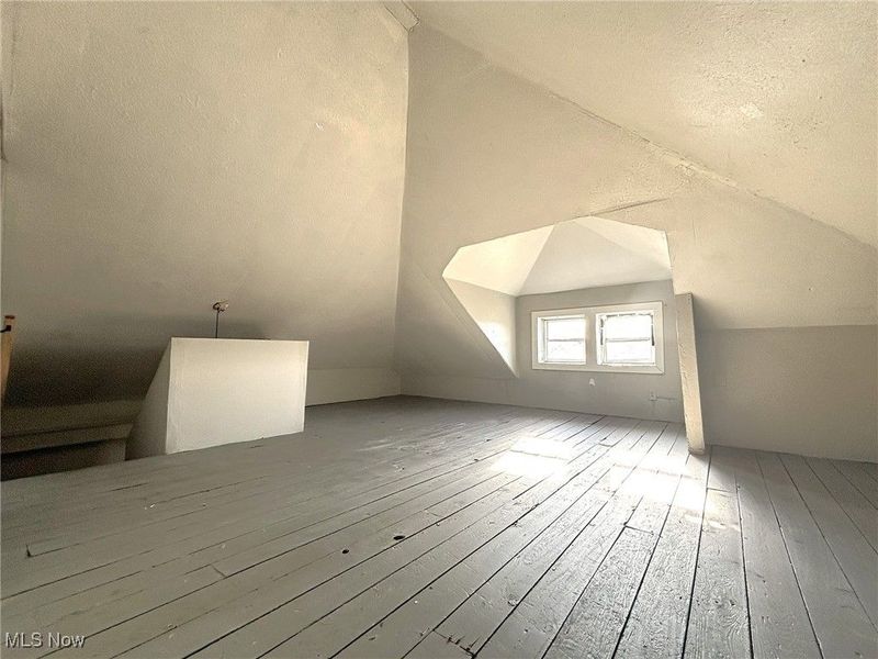 6306 Flowerdale Avenue, Cleveland, OH 44144 Photo 32