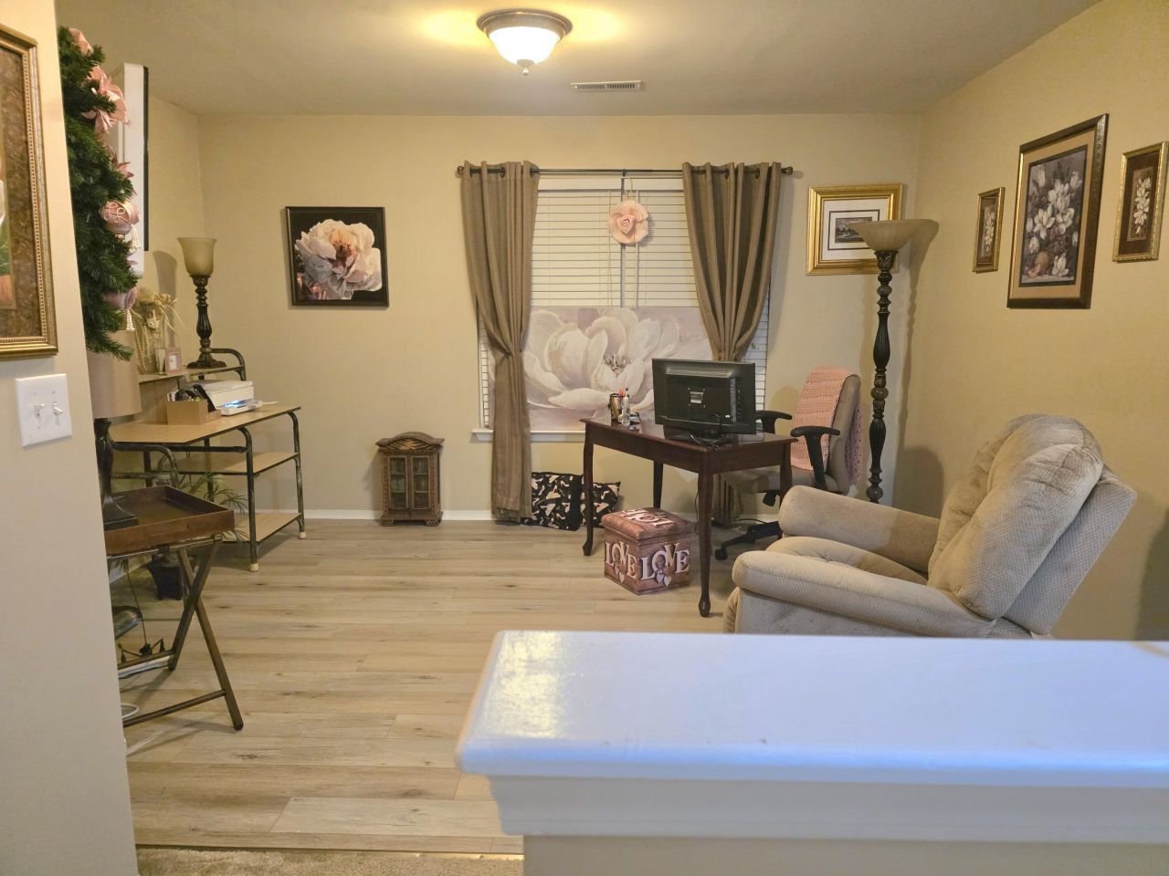 8896 Arbor Glen Drive Photo 8