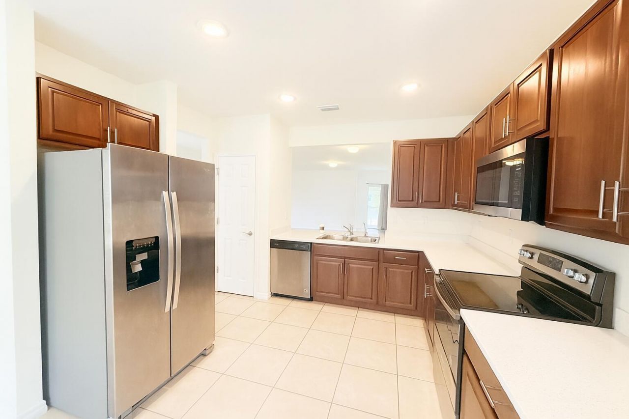 2220 NE 5th Avenue, Cape Coral, FL 33909 Photo