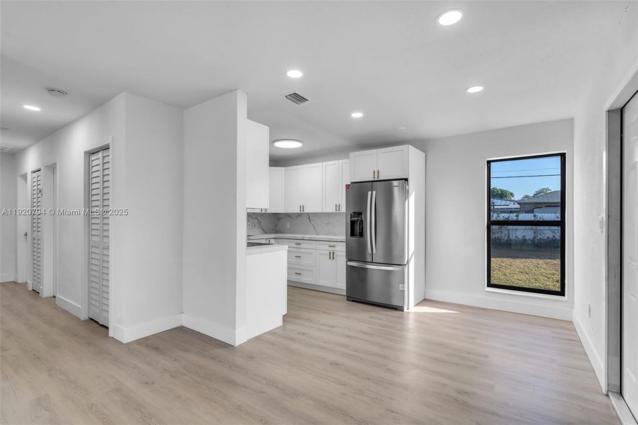 3310 NW 172nd Ter, Miami Gardens, FL 33056 Photo