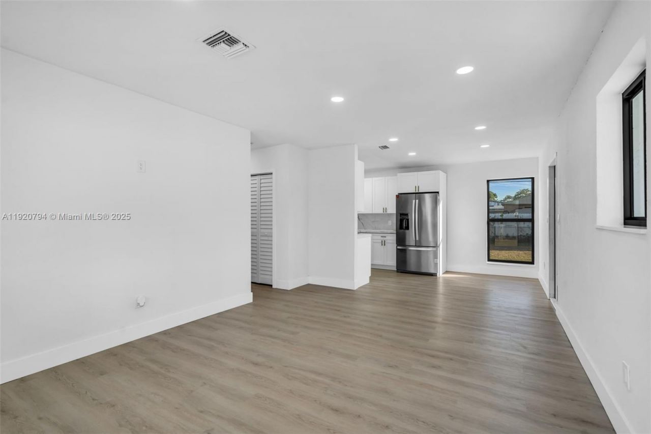 3310 NW 172nd Ter, Miami Gardens, FL 33056 Photo