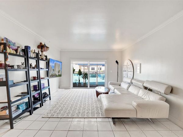 1701 S Ocean Dr, Unit 105, Hollywood, FL 33019