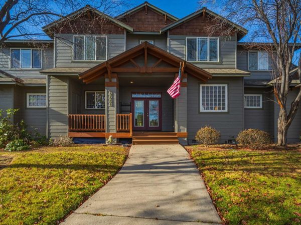 8540 Golden Pheasant Court, Redmond, OR 97756