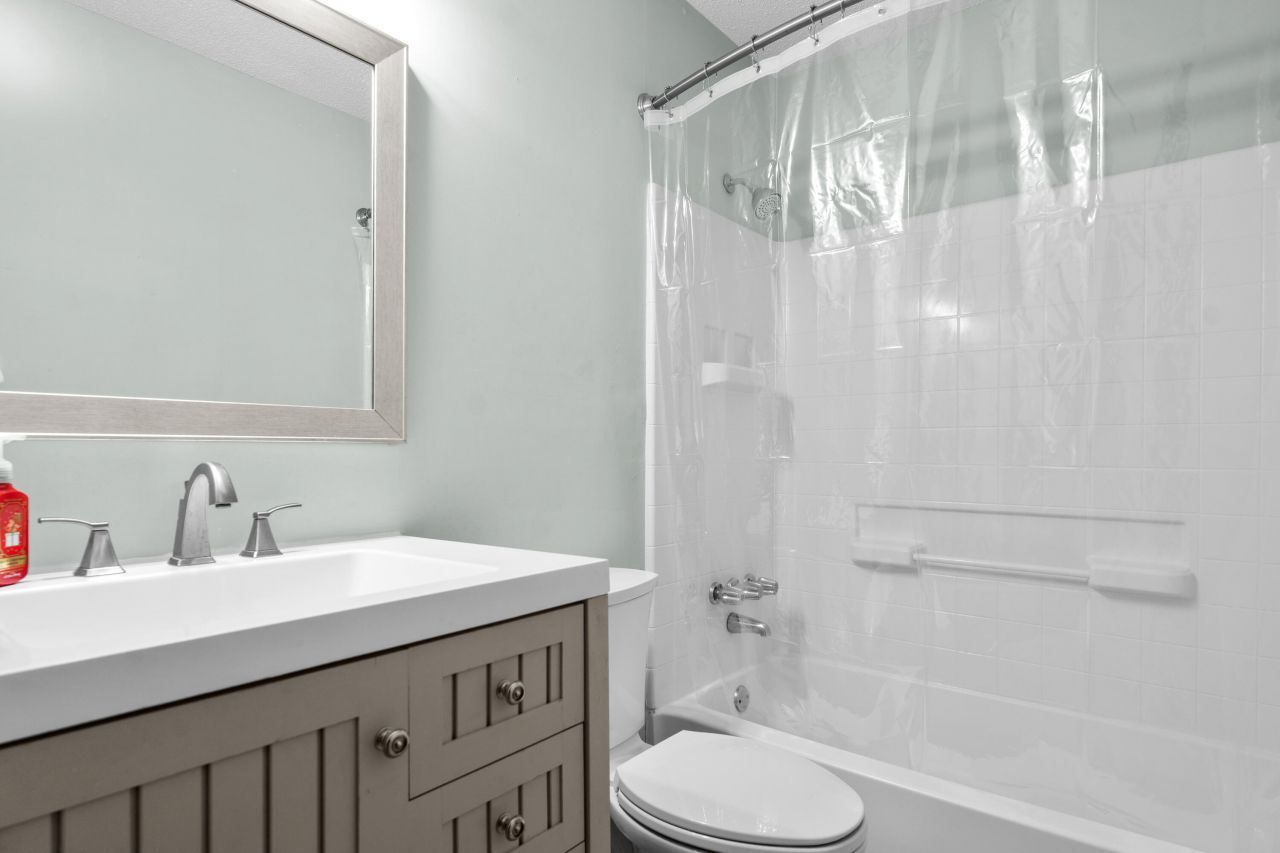 1120 Seaside Lane Photo 12