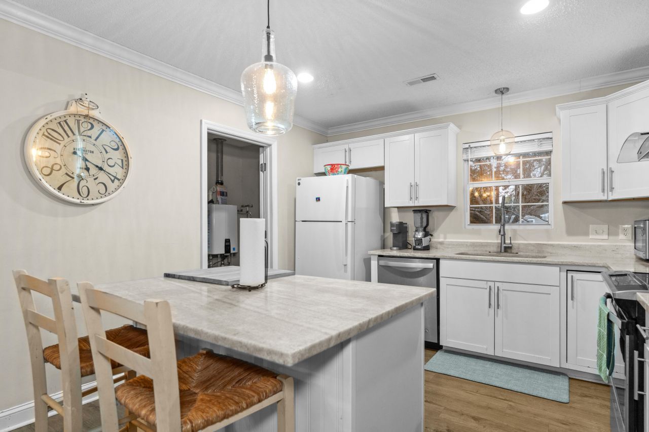 1120 Seaside Lane Photo 5