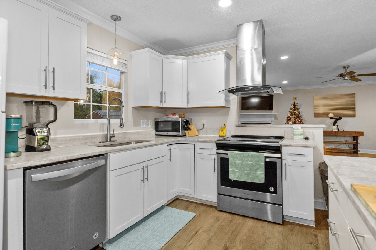 1120 Seaside Lane Photo 6