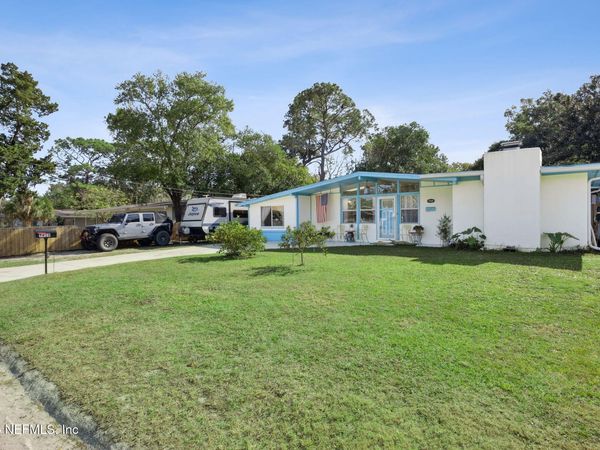 7428 SANDHURST Road S, Jacksonville, FL 32277