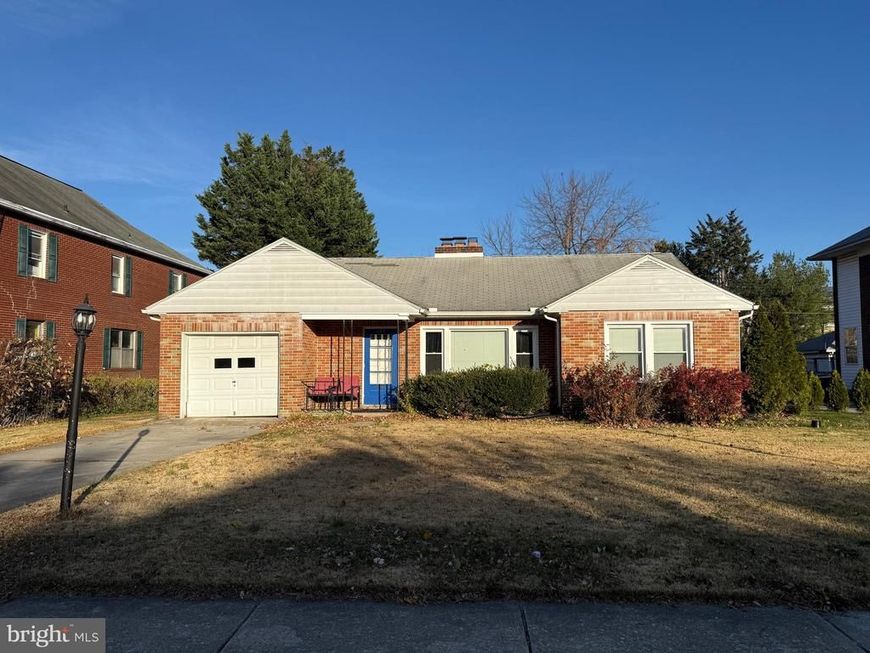 685 Colonial Avenue, York, PA 17403 Main Photo