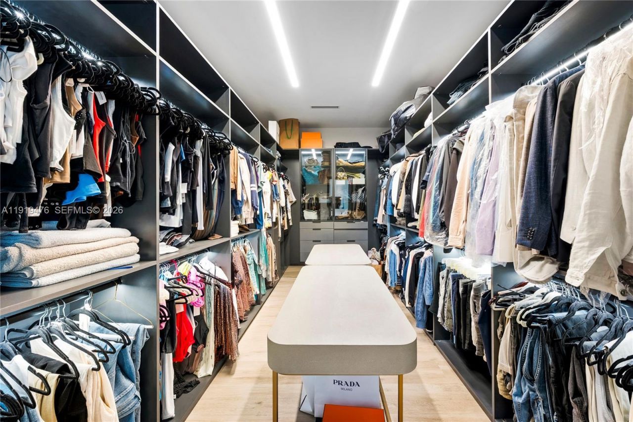 1202 NE 93rd St, Miami Shores, FL 33138 Photo